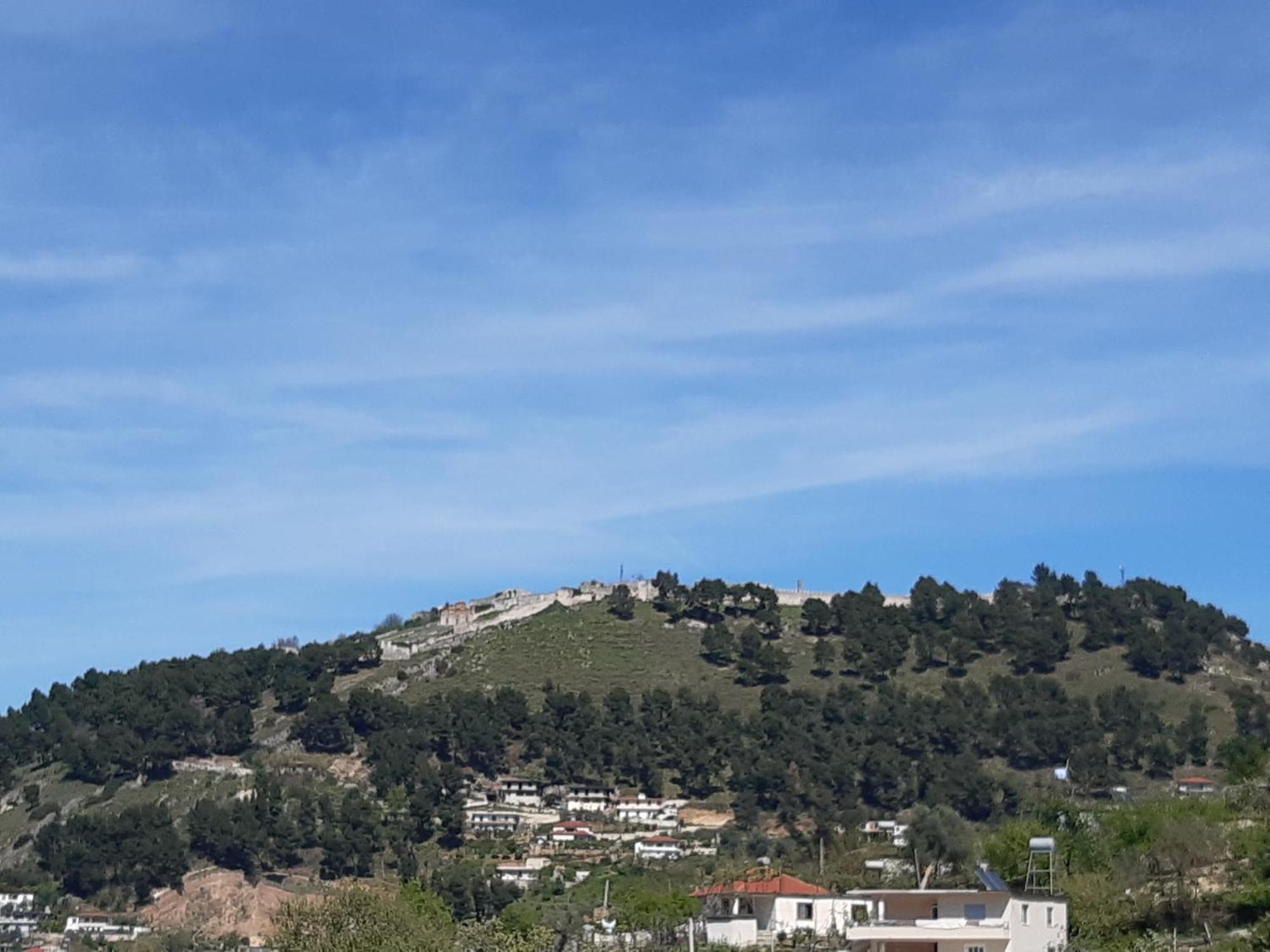 Villa Ari Berat Buitenkant foto
