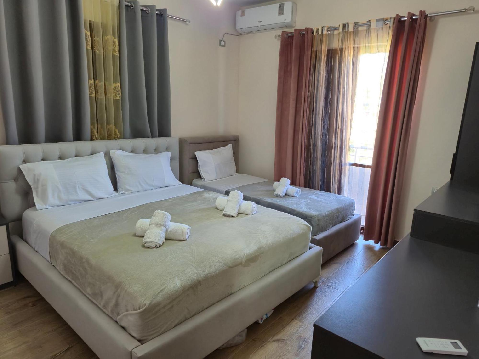 Villa Ari Berat Buitenkant foto