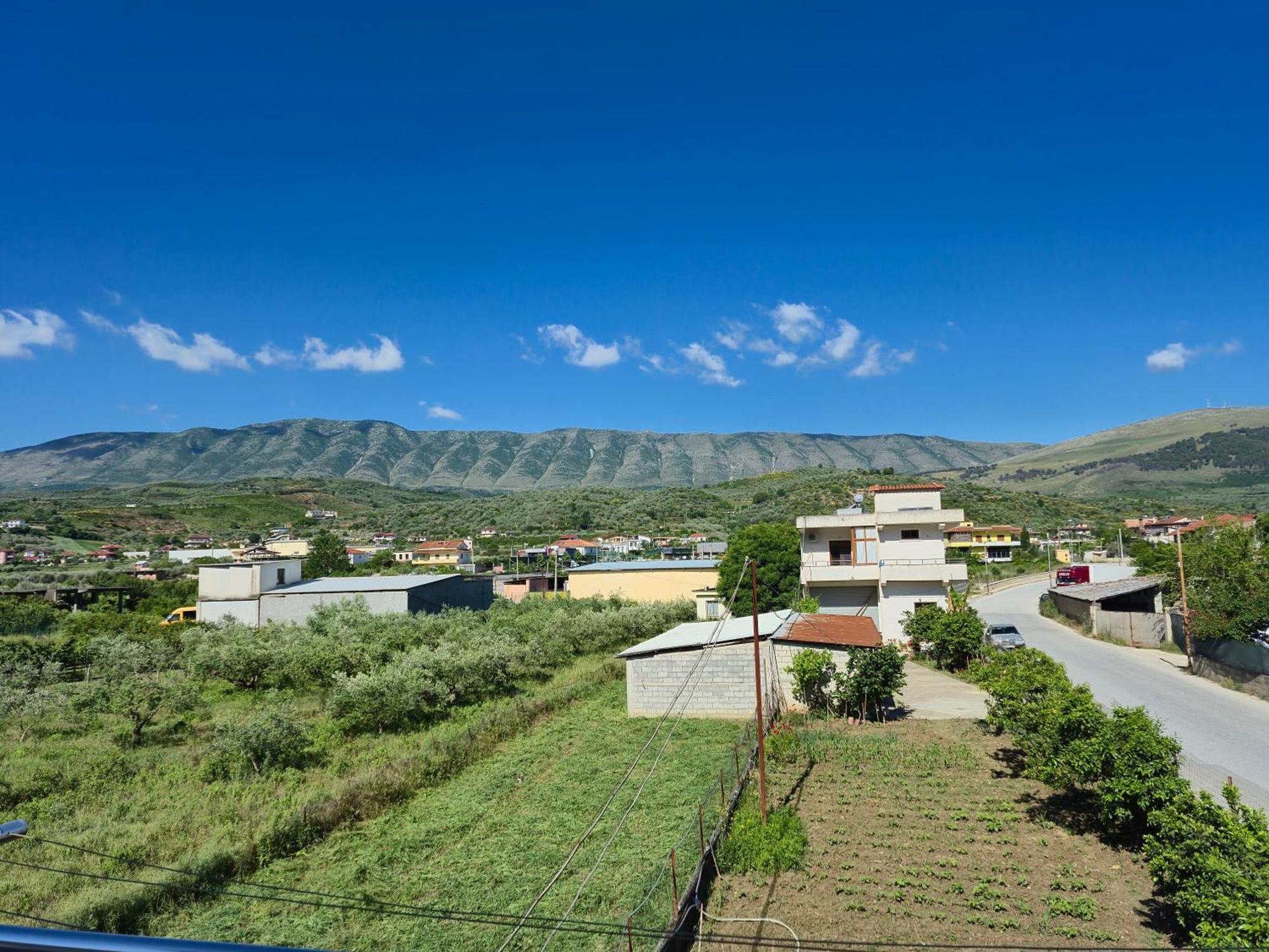 Villa Ari Berat Buitenkant foto